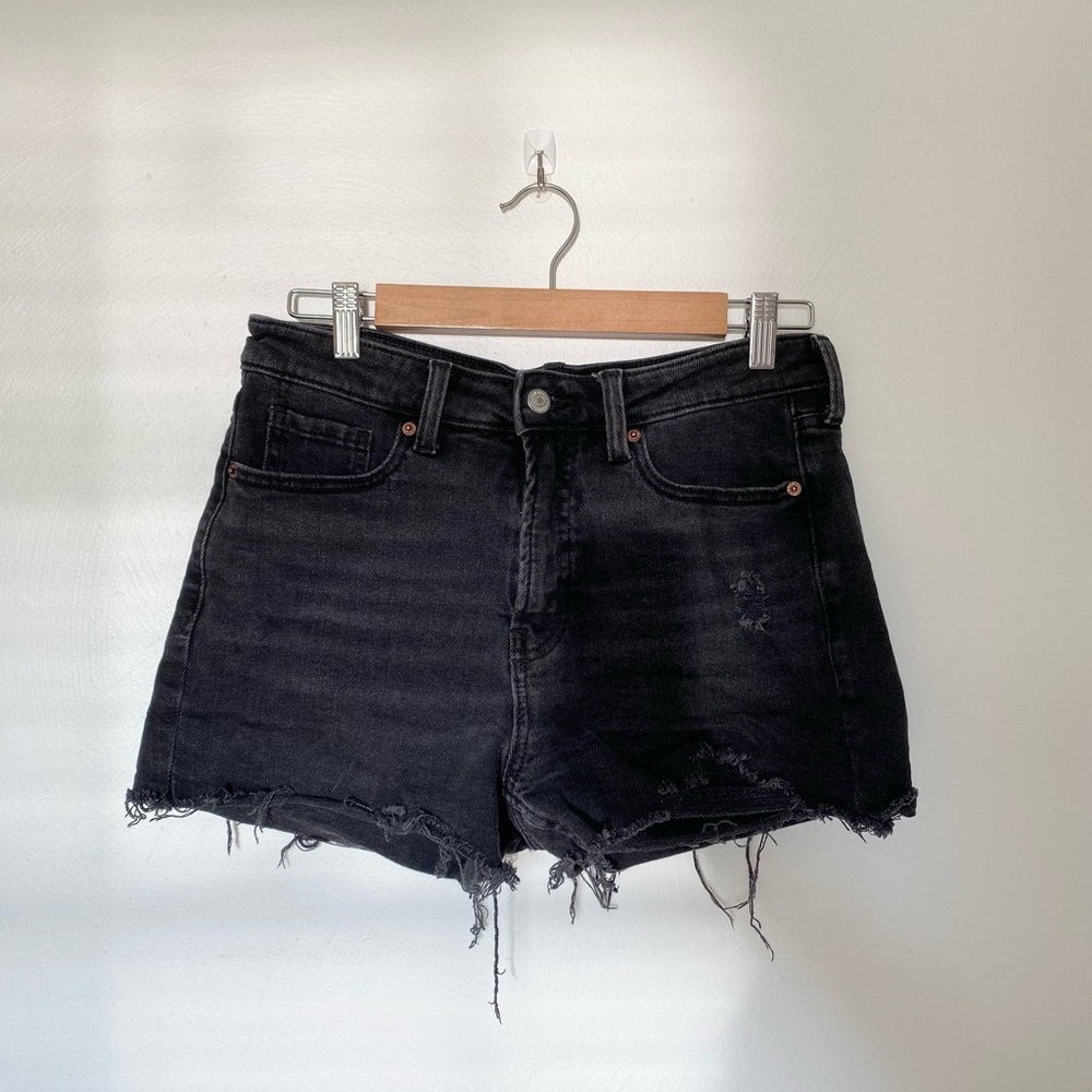 Old Navy Black Frayed Jean Shorts